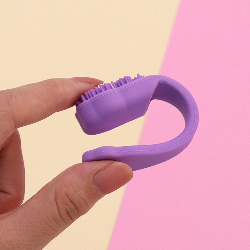 Pet Silicone Finger Toothbrush Close-up