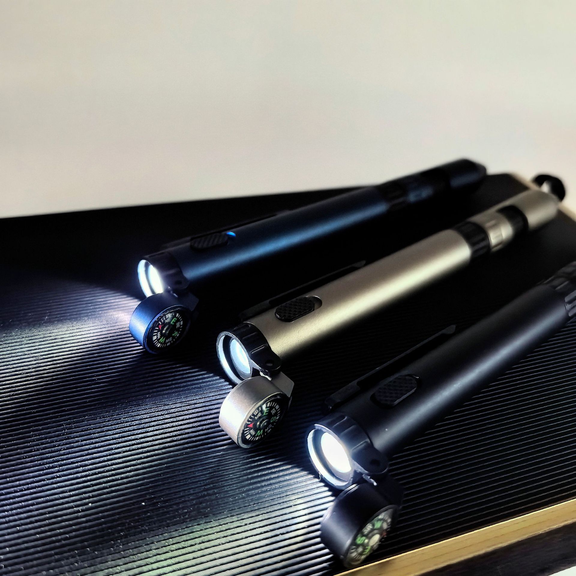 Compás creativa multifuncional seis en uno herramienta lápiz al por mayor