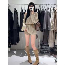 【送腰带】早秋新款镂空罩衫露肩长袖上衣女秋慵懒风一字肩针织衫