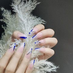B245藍條帶鑽梯形甲克萊因藍拍照顯白可穿戴假指甲美甲貼片