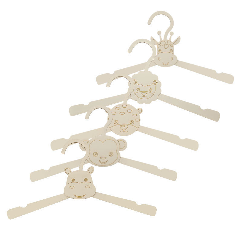 New Wooden Kidsren's Wardrobe Hanger DIY Painting Creative Cute Wild Animal Kidsren's Decorative Storage Rack