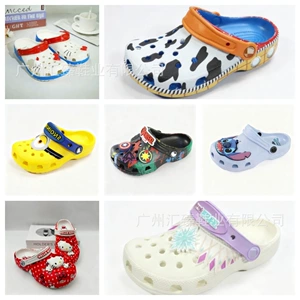 Классические мультяшные детские неоновые трендовые тапочки в стиле Crocs подходит для мужчин и женщин, нескользящие пляжные босоножки