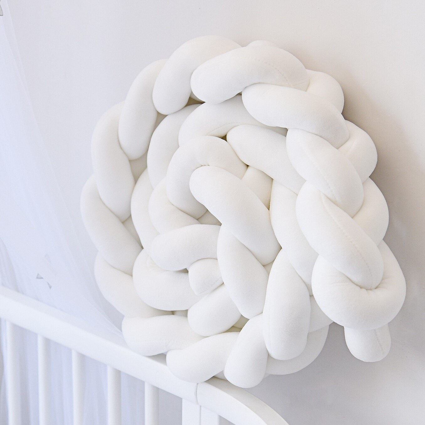 하얀색