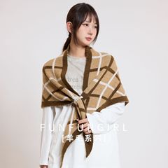 秋冬款棉羊毛格纹披肩时尚保暖百搭围巾女款气质通勤围脖潮流斗篷