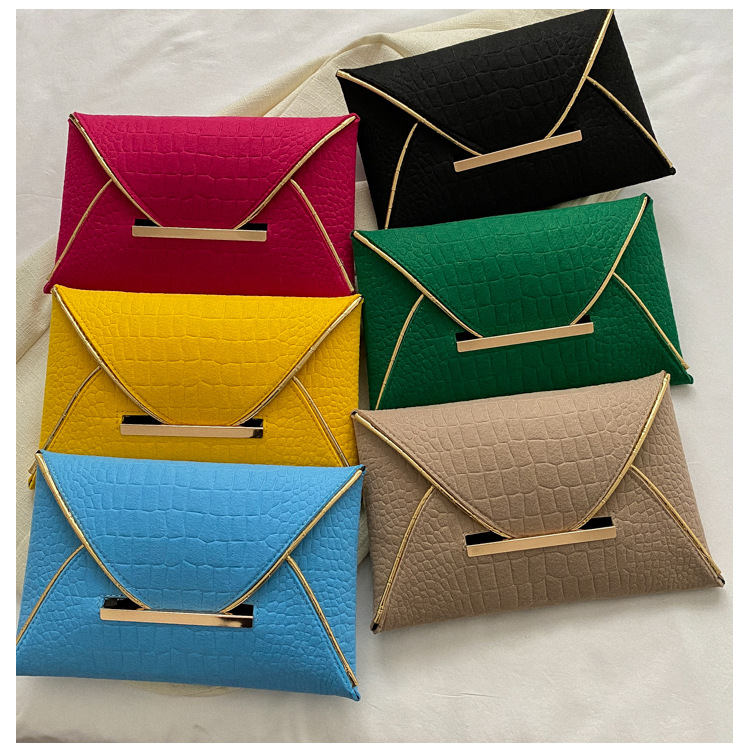 Foreign trade trend new envelope bag 2023 spring contrast color personalized clutch bag fashion simple foreign style women's bag_voghion.com