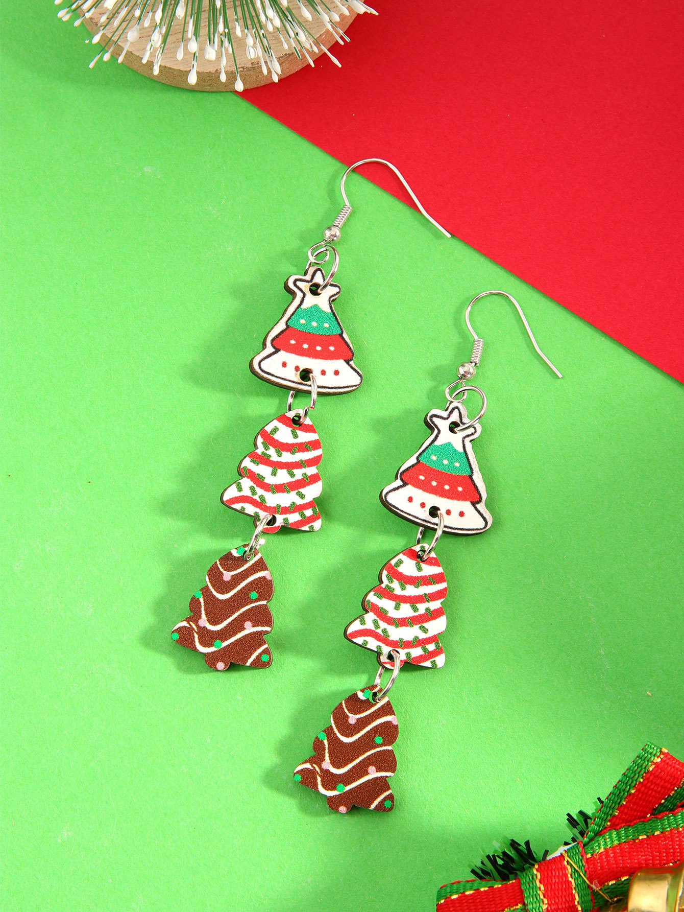 6g Weight Steel needle Ear Needle Material Drop Earrings Classification 1 Pair Quantity Holiday, Festival Occasion Wood Material Christmas Festival Christmas Hat, Christmas Tree, Christmas Socks Pattern Women's Gender Plating Design Simple Style, Classic Style Style 1 Pair Christmas Simple Style Classic Style Christmas Hat Christmas Tree Christmas Socks Plating Wood Drop Earrings 3