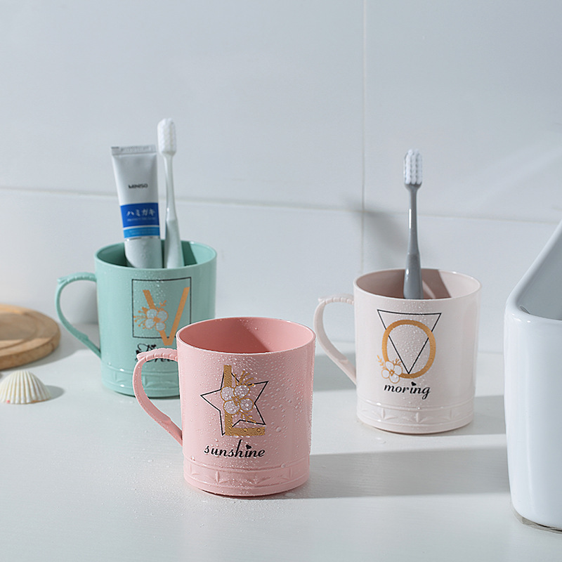 Kannettava hammasharjamuki matkustamiseen opiskelijoille kotiin_voghion.com