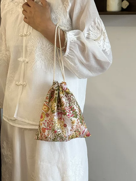 Cross-border Amazon Color Flower Small Square Bag Portable Drawstring Portable Storage Bag Makeup Bag Wallet Pencil Bag