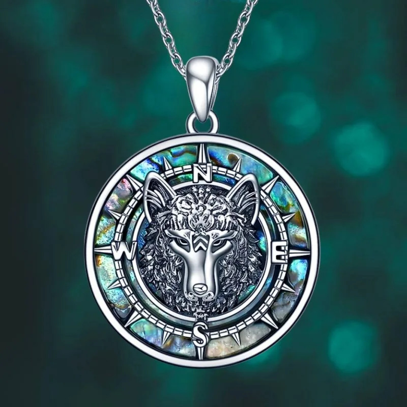 Hip Hop Wind Wolf Head Pendant Necklace Temperament Entry Lux Niche Design