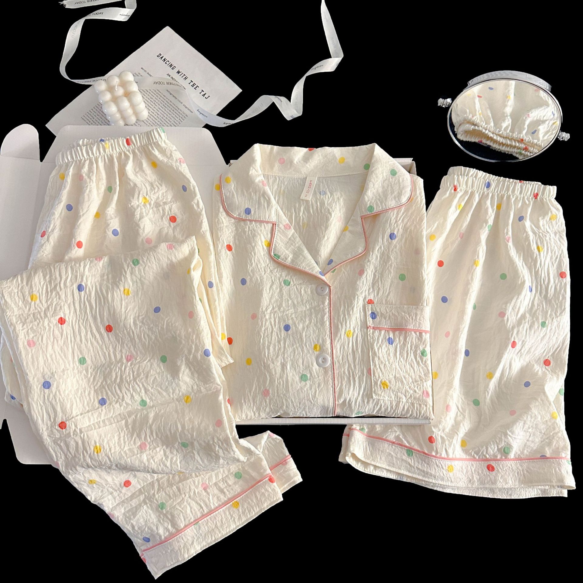 Comercio exterior transfronterizo 120G nube algodón traje de tres piezas pole point kt gato pijamas mujeres lindo solapa pantalones de manga corta servicio a domicilio
