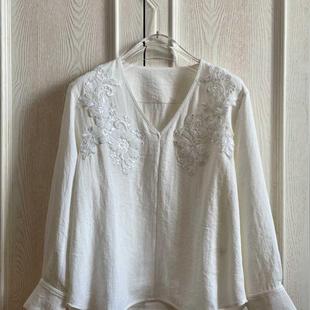 European goods 2024 early autumn new fashion design simple embroidery all-match national style solid color long sleeve V-neck top women's fashion