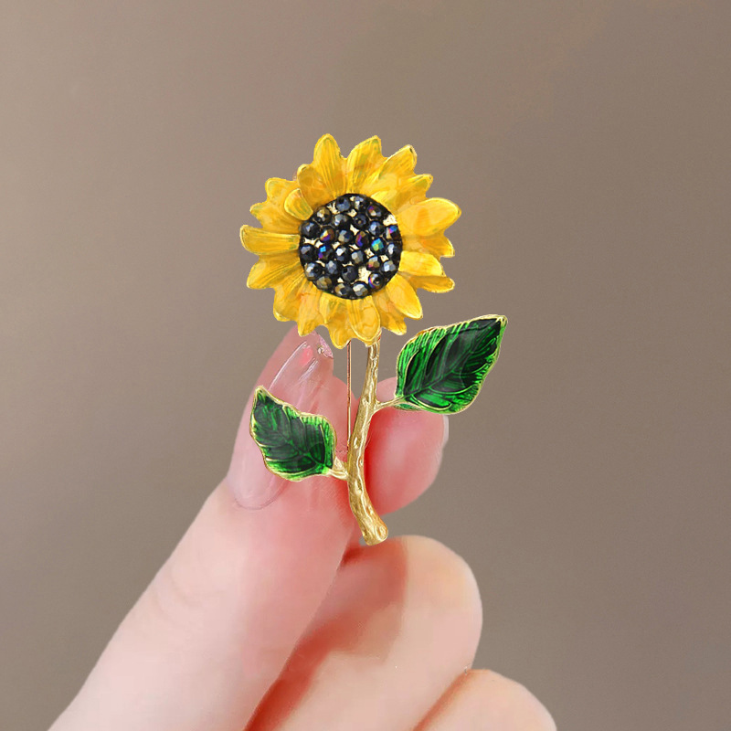 Winning the First Prize in the College Entrance Examination Gift Sunflower Brooch High-End Women's Exquisite Suit Corsage Elegant Coat Pin Accessories