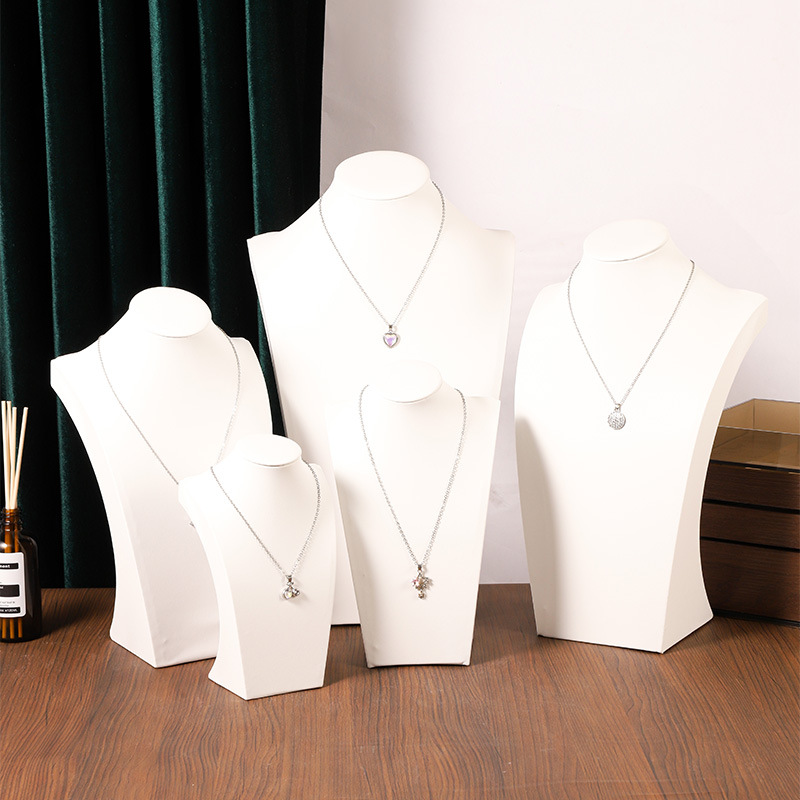 Ventas clásicas de fábrica directa modelo de collar de lujo colgante collar colgante de almacenamiento de escritorio image 3