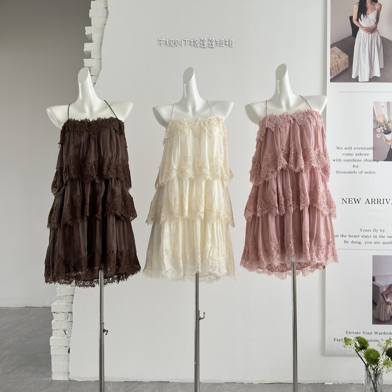 Lace-Trimmed Spaghetti Strap Dress for Women, Spring Season, Cake Dress Style, Long/Short Version, Camisole Top, Three Versions Lace-Trimmed Spaghetti Strap Dress for Women, Spring Season, Cake Dress Style, Long/Short Version, Camisole Top, Three Versions
