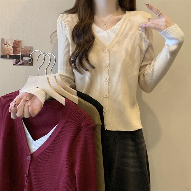 2025 가을 캐주얼 한국 스타일 브이넥 페이크 투피스 니트 스웨터 탑 슬림핏 패셔너블 가디건