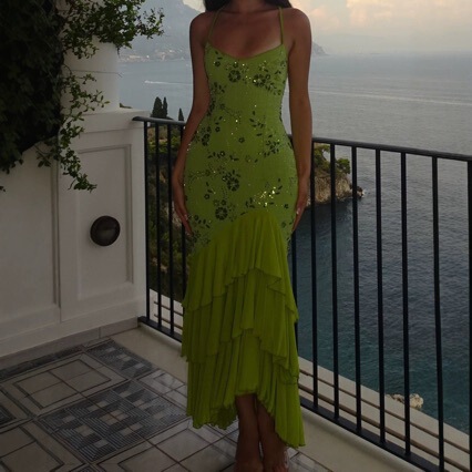2026 new cross-border Amazon summer slim-fit sequin beaded halter dress with tie straps 2026 new cross-border Amazon summer slim-fit sequin beaded halter dress with tie straps