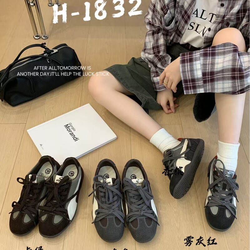 2026 New Lace-Up Genuine Leather Casual Shoes for Women, German Training Shoes, Soft Sole Racing Shoes, Flat Retro Sports German Training Shoes for Women