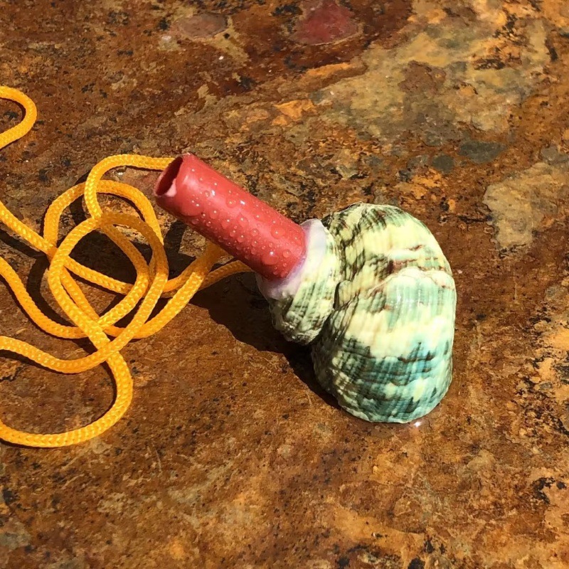 Green snail whistle 3-4 cm