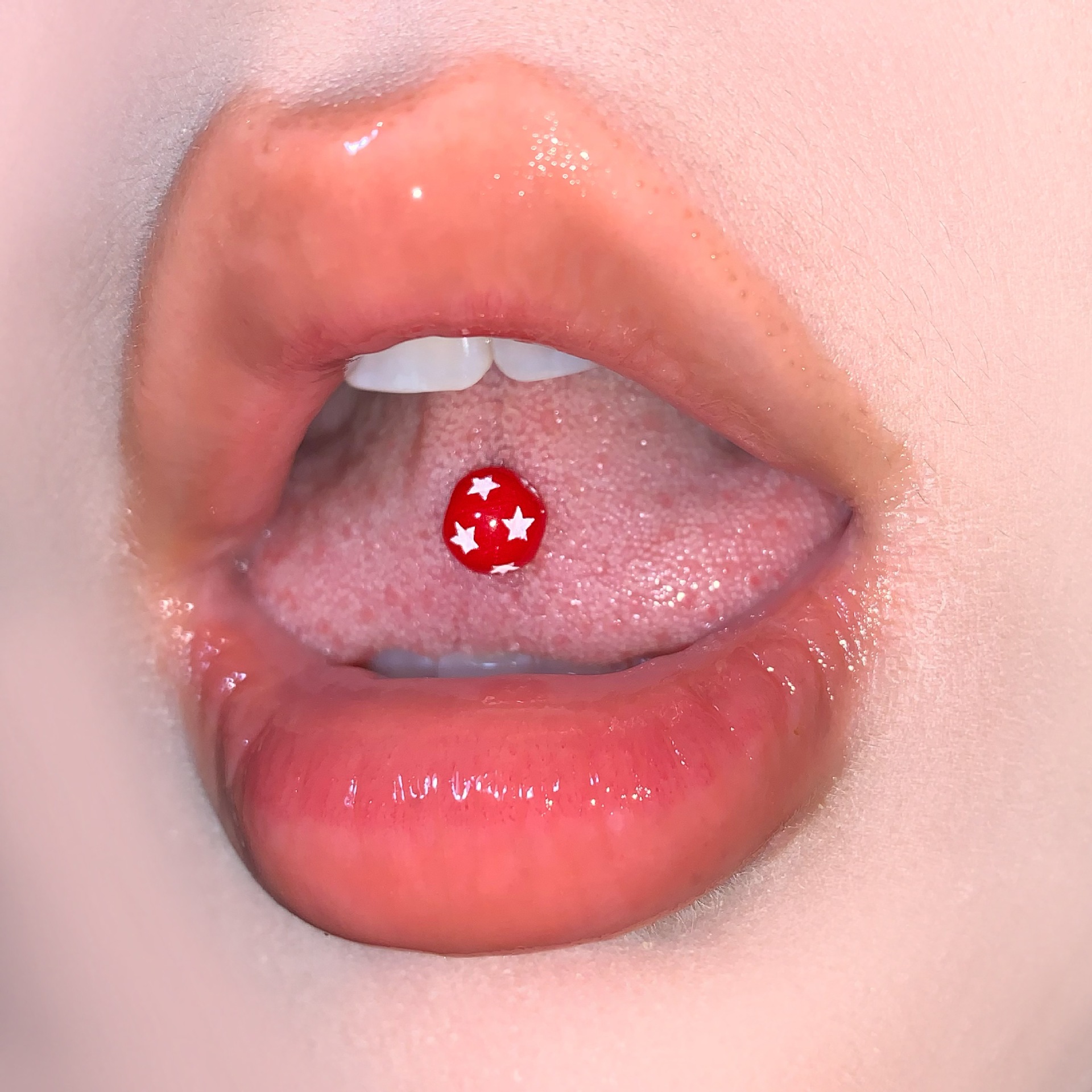 Labret piercing jewelry detail image