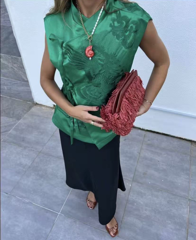 焦糖色串珠项链女简约陶瓷海螺艺术感锁骨链 on holiday necklace|undefined