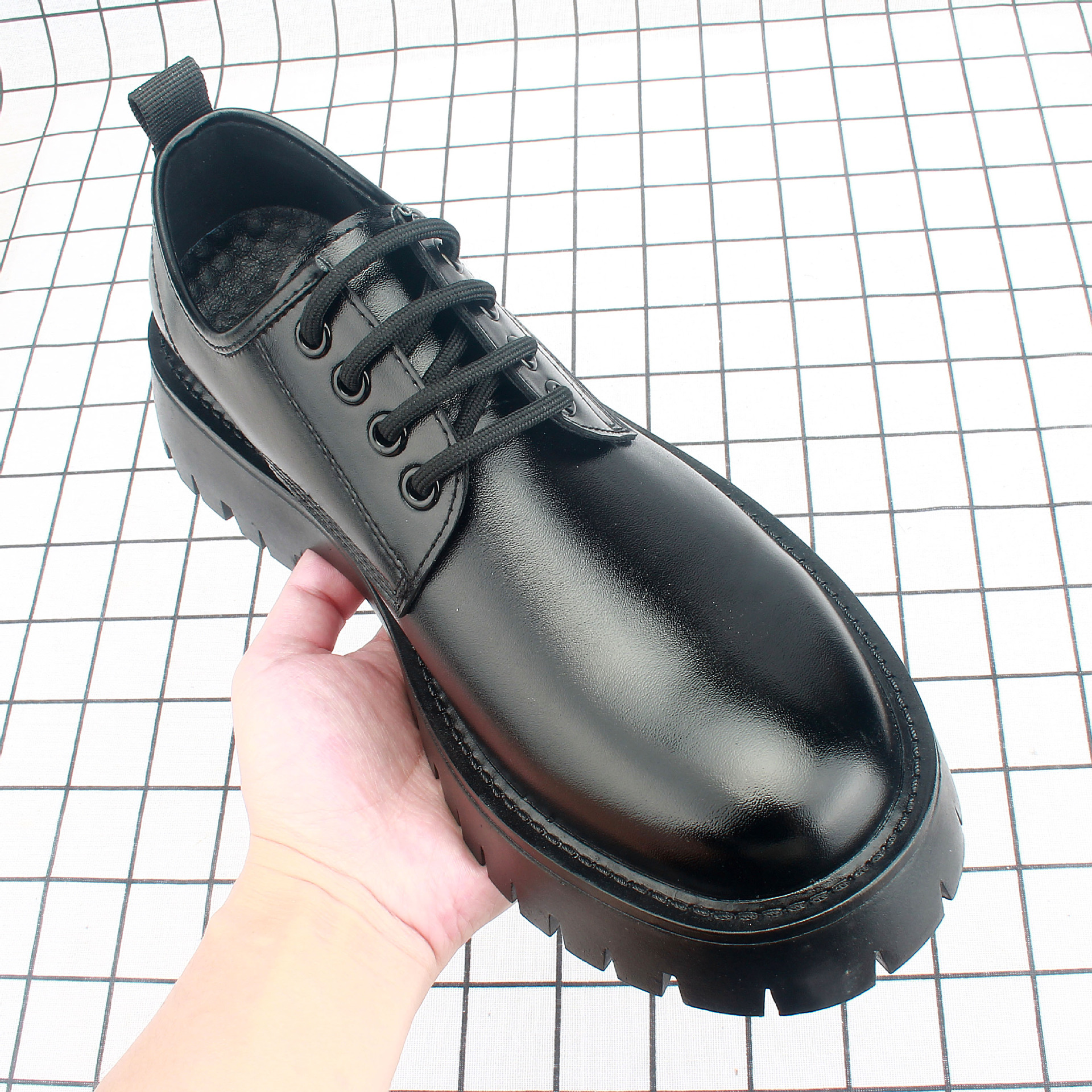 Ӣ�׷�Բͷ����ɫСƤЬ�п������ͷ����ѥ�Ͱ�۷糱����Ь381