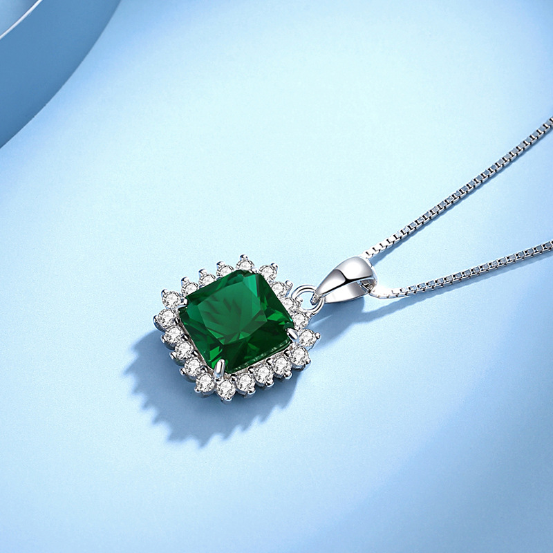 S925 plata esterlina Esmeralda cuadrado colgante vintage diamante incrustado europeo y americano colgante único de moda de las mujeres de la joyería de lujo al por mayor