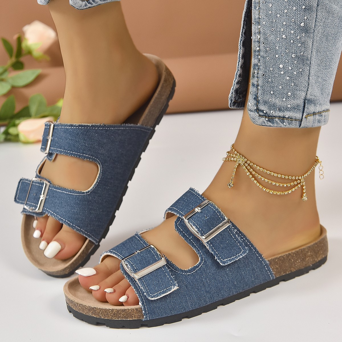 Nieuwe zomer- en herfstslippers met platte bodem en ronde neus Europese Amerikaanse mode Casual dames Grensoverschrijdende buitenlandse handel_voghion.com