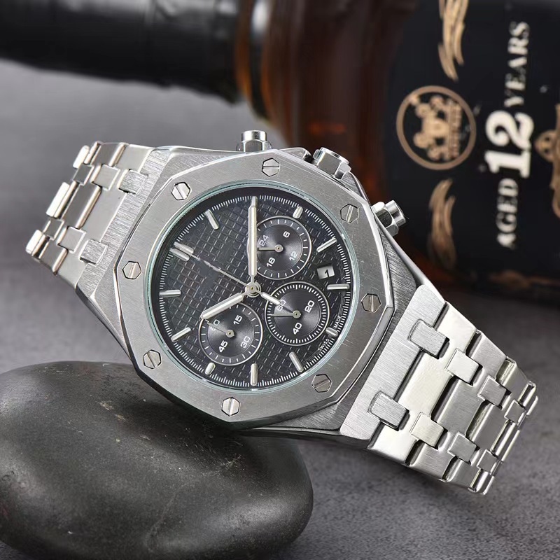 Cross-border hot selling royal classic oak six-pin multifunctional luminous calendar watch in stock wholesale