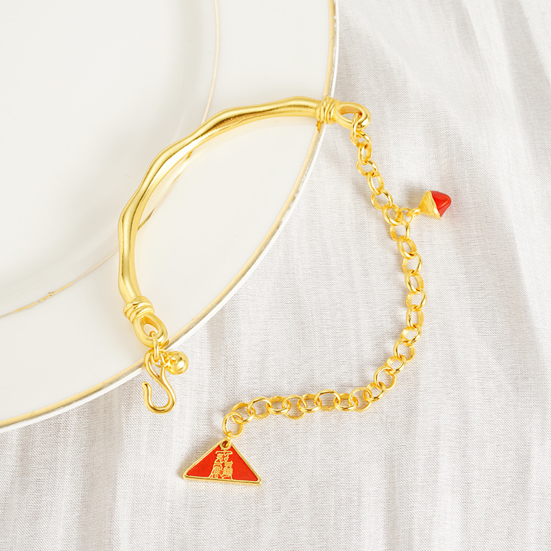 Antiguo método de oro de arena de Vietnam chino arremetiendo azul auspicioso triángulo curvo brazalete joyas pulseras de lujo ligeras al por mayor suministro