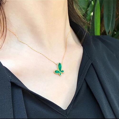 Internet celebrity jewelry 18k gold titanium steel necklace green butterfly pendant beaded clavicle chain popular jewelry necklace