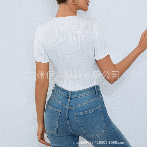 Women's Short-Sleeve Wave Texture Rational Tight Bodysuit with Sexy Top for Spring 2025 in Europe