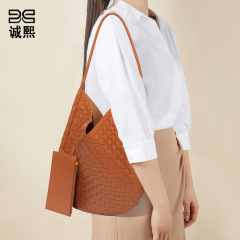 Vintage Large Capacity Parent-and-Child Shoulder Bag Handwoven Fashion Women's Handbag Casual Versatile Crossbody Tote