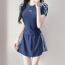 �\����Ӿ��Ů���w�ɼ��ױ����@��������Ů�W����Ȫ��aӾ�b�¿�