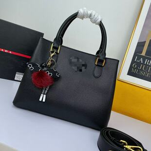 �ܼ��¿�ُ���mollie 25���ذ��㲼������͹�����μ�б��Ů��