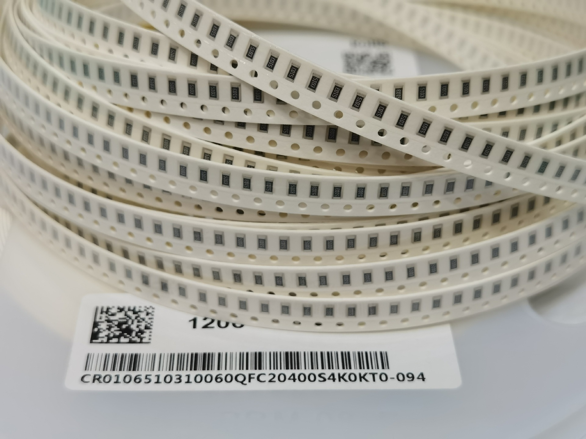 贴片电阻 1206 5% J 6.8M  6M8