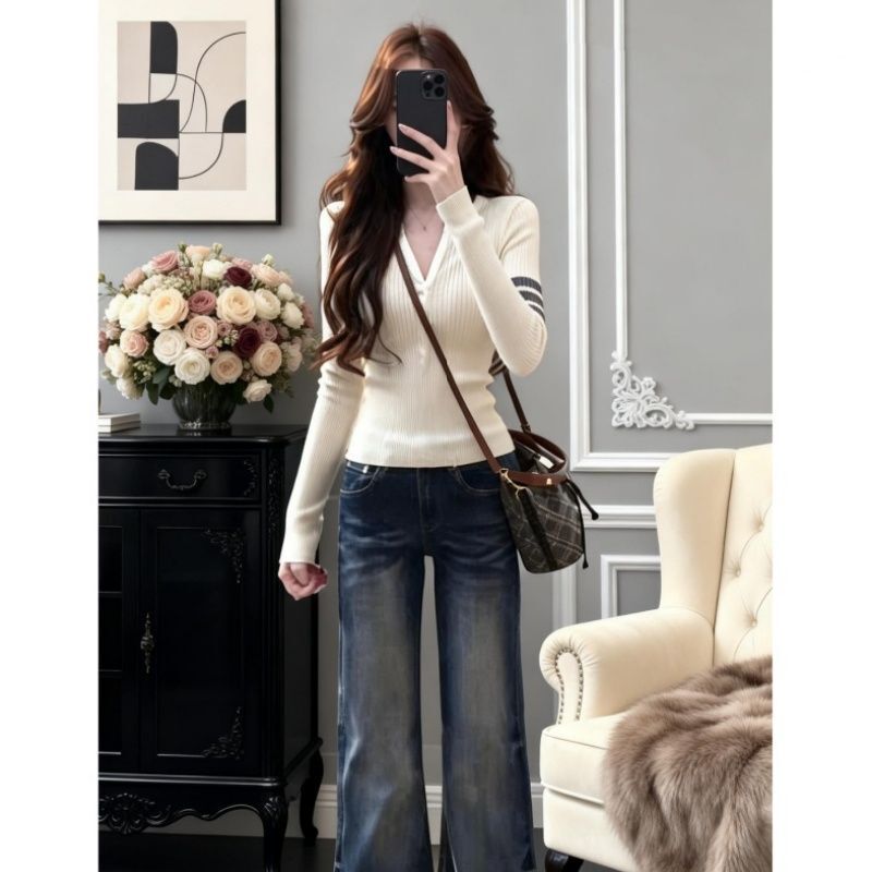 Long-Sleeved T-Shirt for Women 2026 Spring New Design Stylish Slimming Versatile Round Neck Casual White Top Long-Sleeved T-Shirt for Women 2026 Spring New Design Stylish Slimming Versatile Round Neck Casual White Top