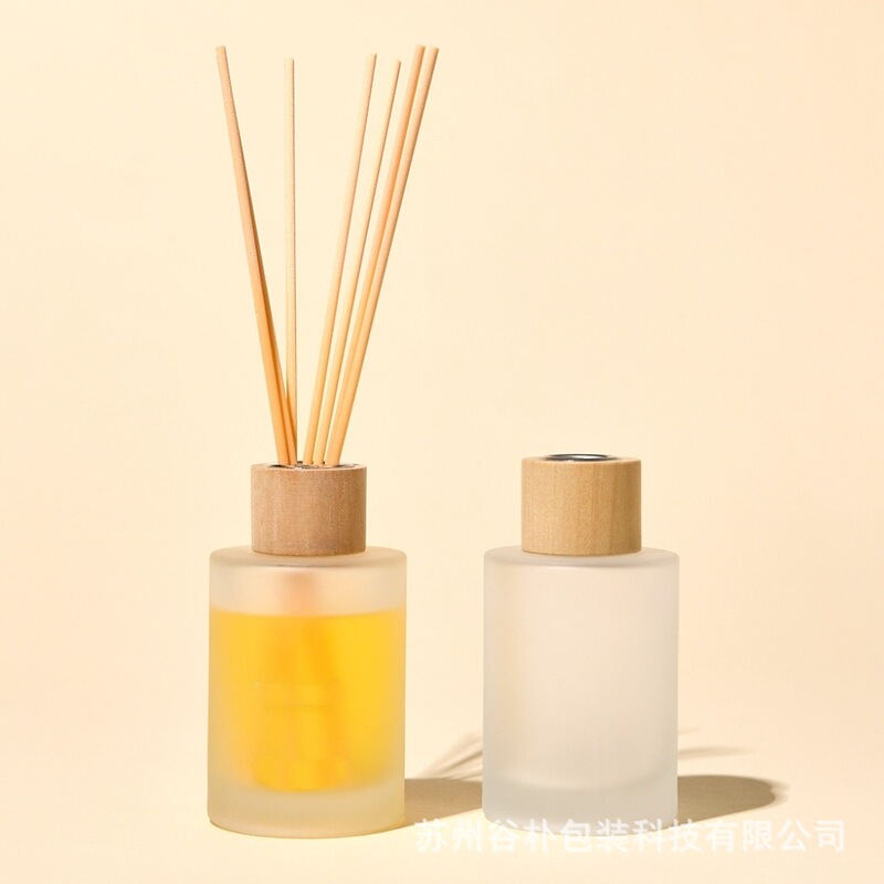 120ml Flameless Aromatherapy Bottle Frosted Transparent Diffuser Container for Indoor Home Use with Rattan Sticks and Wooden Lid 120ml Flameless Aromatherapy Bottle Frosted Transparent Diffuser Container for Indoor Home Use with Rattan Sticks and Wooden Lid