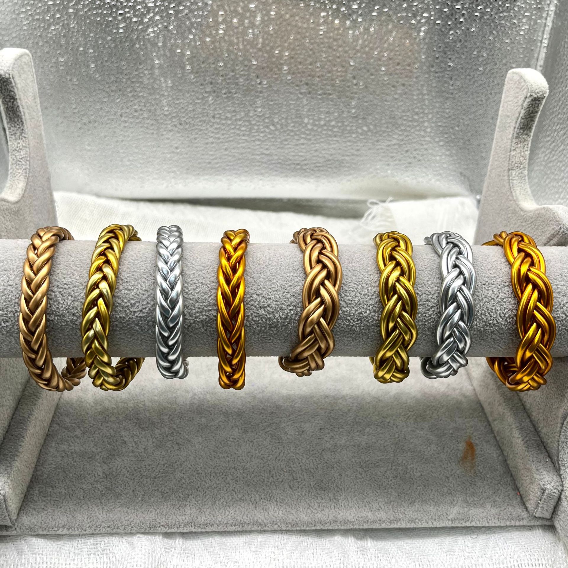 Unisex Gender Simple Style Solid Color Silica Gel Braid Unisex Wristband