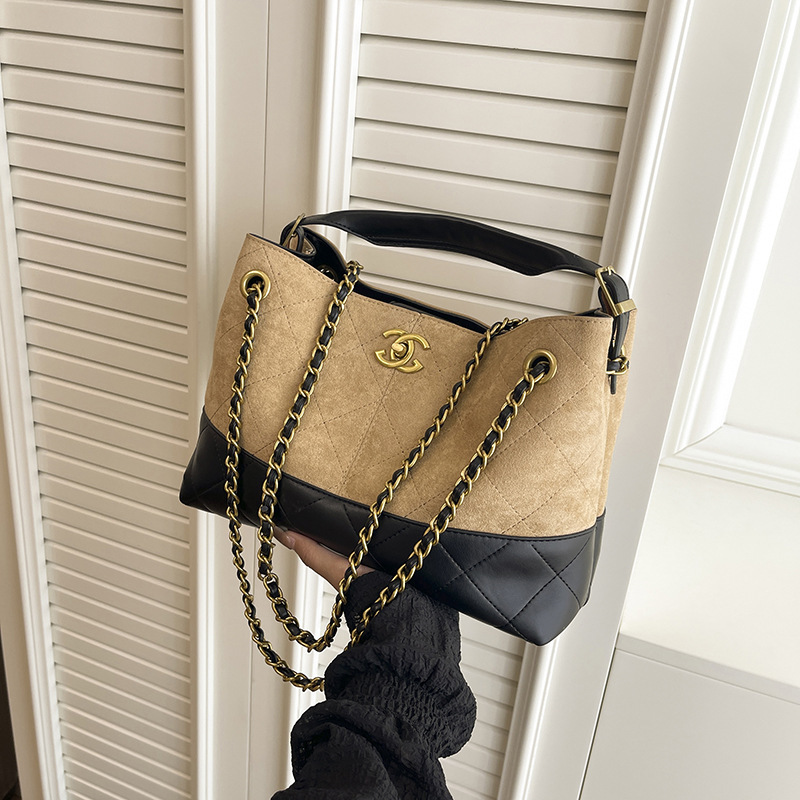 Cross-Border New Suede Tote Bag Hobo Splicing Shopping Bag Single Shoulder Handheld Armpit Bag Women's Small Fragrant Style Shoulder Bag Cross-Border New Suede Tote Bag Hobo Splicing Shopping Bag Single Shoulder Handheld Armpit Bag Women's Small Fragrant Style Shoulder Bag