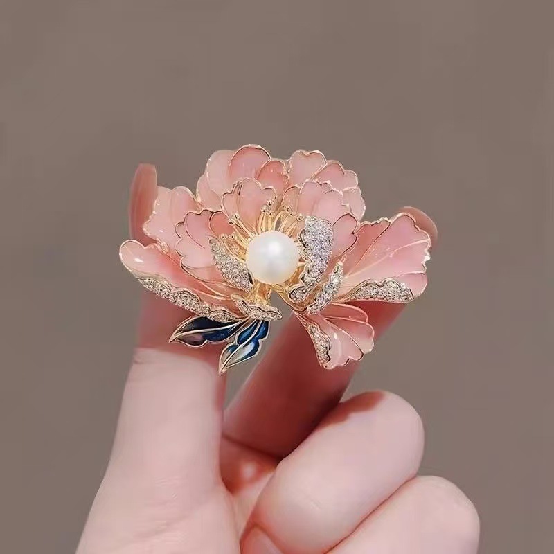 Chinese Style Inlaid Diamond Peony Rhinestone High-end Cheongsam Accessory Brooch Pin Anti-exposure Buckle_voghion.com