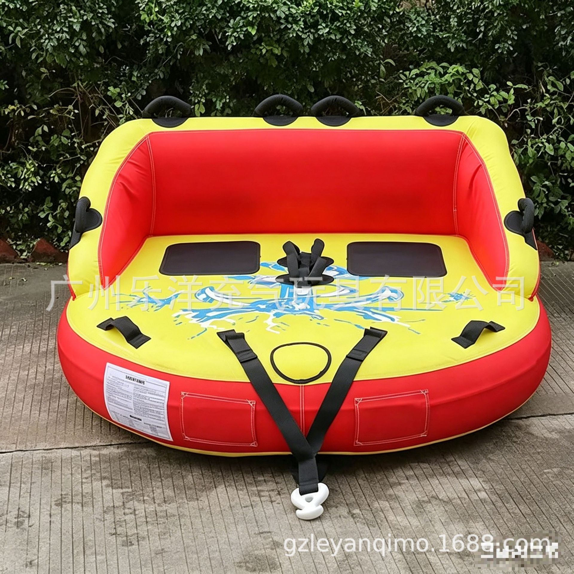 Inflatable Banana Boat, Motorboat, Tow Surfing Equipment, Water Toy, Flying Fish, Outdoor Large Ufo Sofa on the Sea