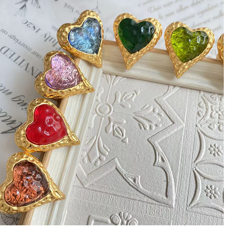 Retro Heart Shape Alloy Inlay Artificial Gemstones Womenu0027S Rings 1 Piece