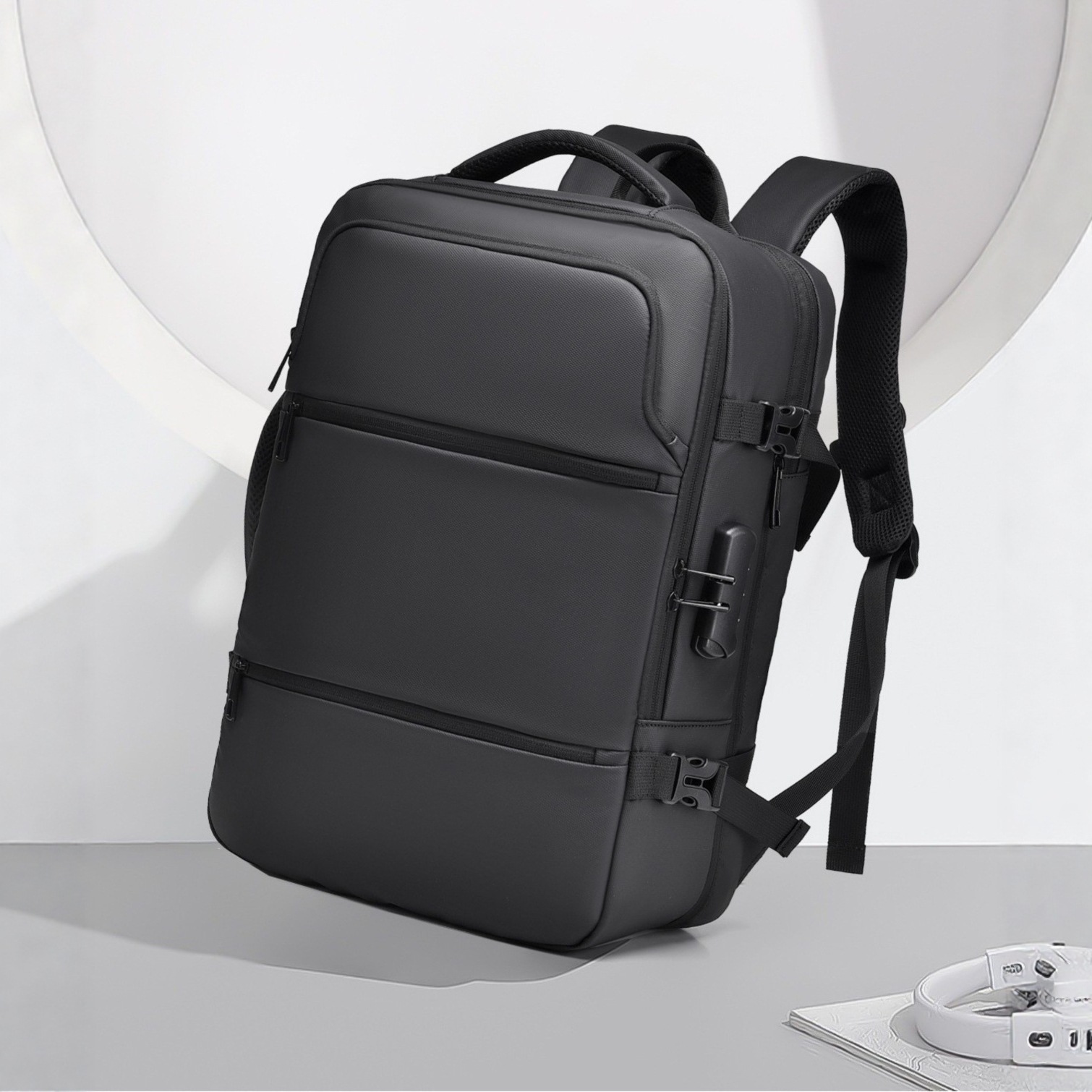 New Men's Business Backpack Large Capacity Multi-Functional Storage Outdoor Travel Backpack Commuter Laptop Bag