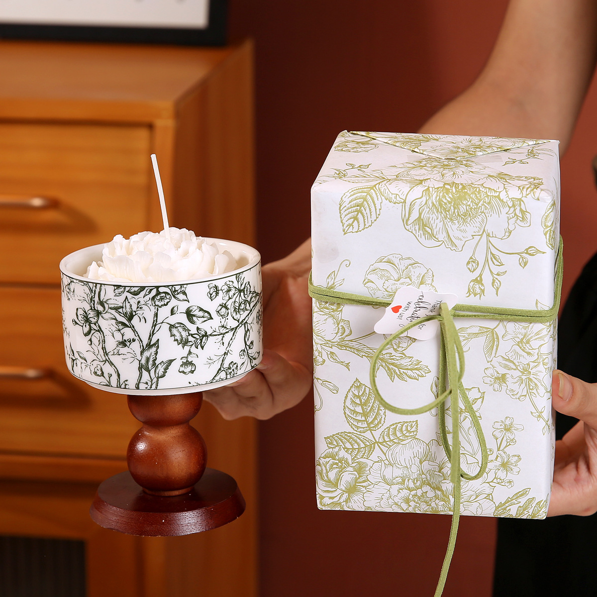 Bougie parfumée française élégante avec diffuseur en bois déco_voghion.com