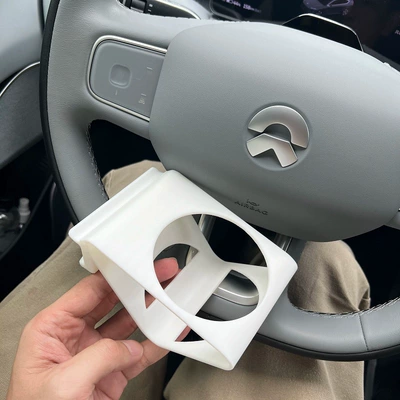 NIO ES8 car cup holder, clip-on design for the passenger-side screen, precisely positioned to avoid obstructing the interior, a practical cup holder for storage (Car cup holder/beverage holder) - 3d-printed-white