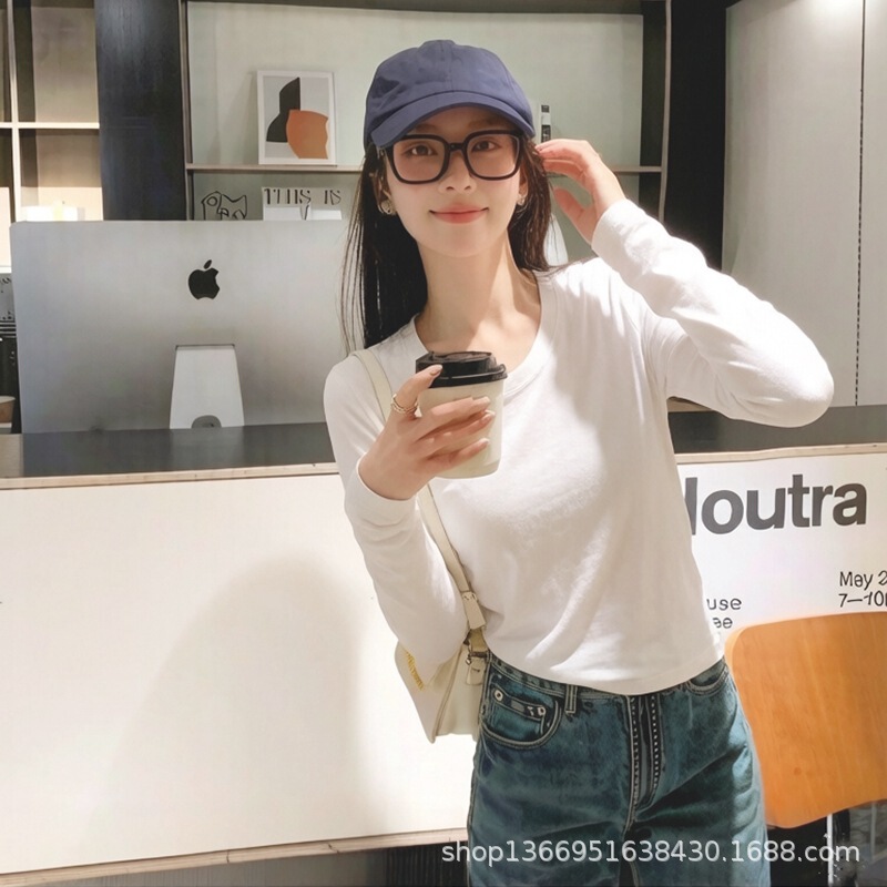 Spring Season Heavyweight Peruvian Cotton Small U-Neck Long-Sleeve T-Shirt for Women, White Full Cotton Slim-Fit Korean Style Round Neck Base Layer Shirt Spring Season Heavyweight Peruvian Cotton Small U-Neck Long-Sleeve T-Shirt for Women, White Full Cotton Slim-Fit Korean Style Round Neck Base Layer Shirt