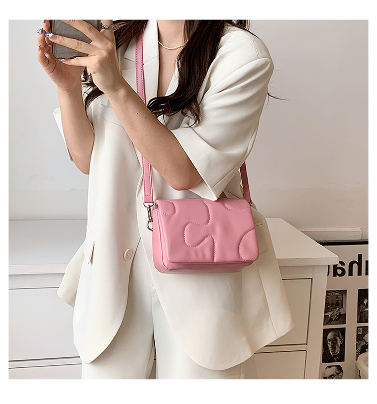 Simple Fashion Square Small Size Thin Strap Pu Leather Crossbody Bag display picture 4