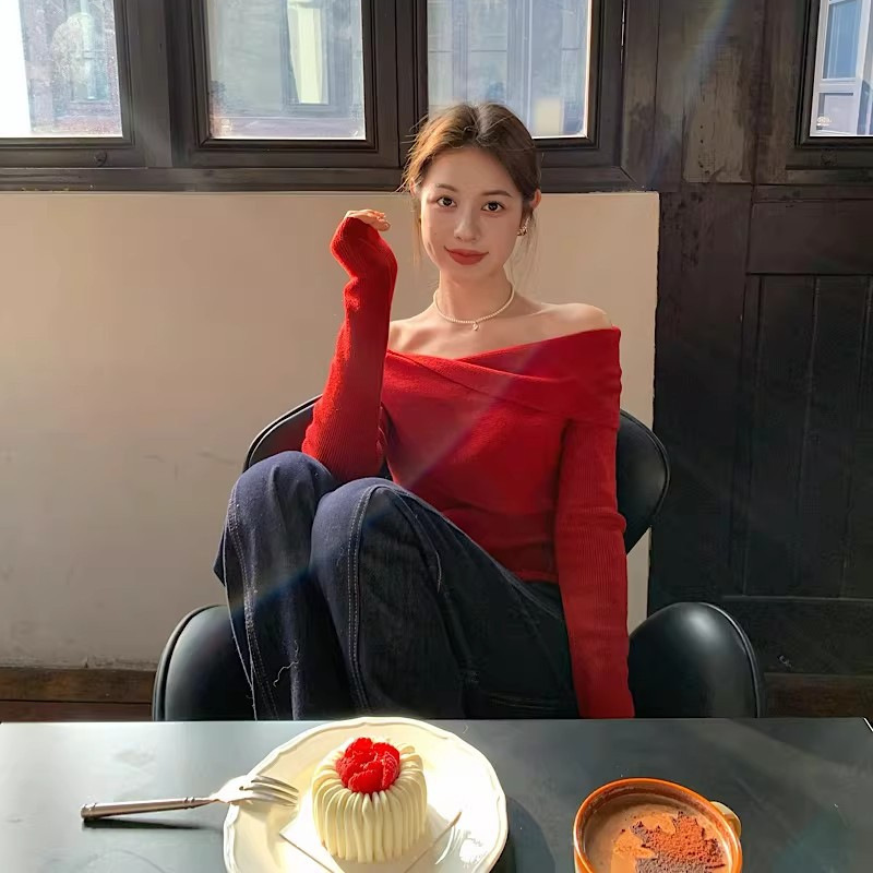 Red One-Shoulder Knitted Sweater Top for Women, Autumn and Winter Inner Layering Shirt, Pure Desire Hot Girl Christmas Outfit Sweater