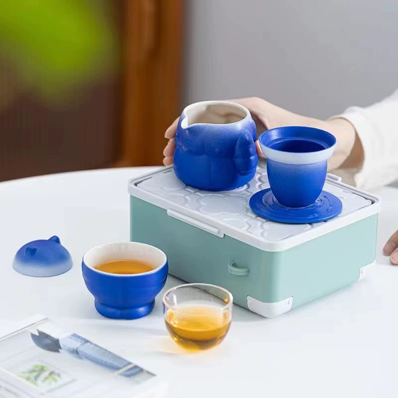 Cute tea set for traveling, astronaut, handheld travel storage system for camping