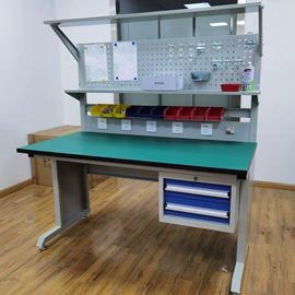 仓储货架;工具柜;钳工工作台